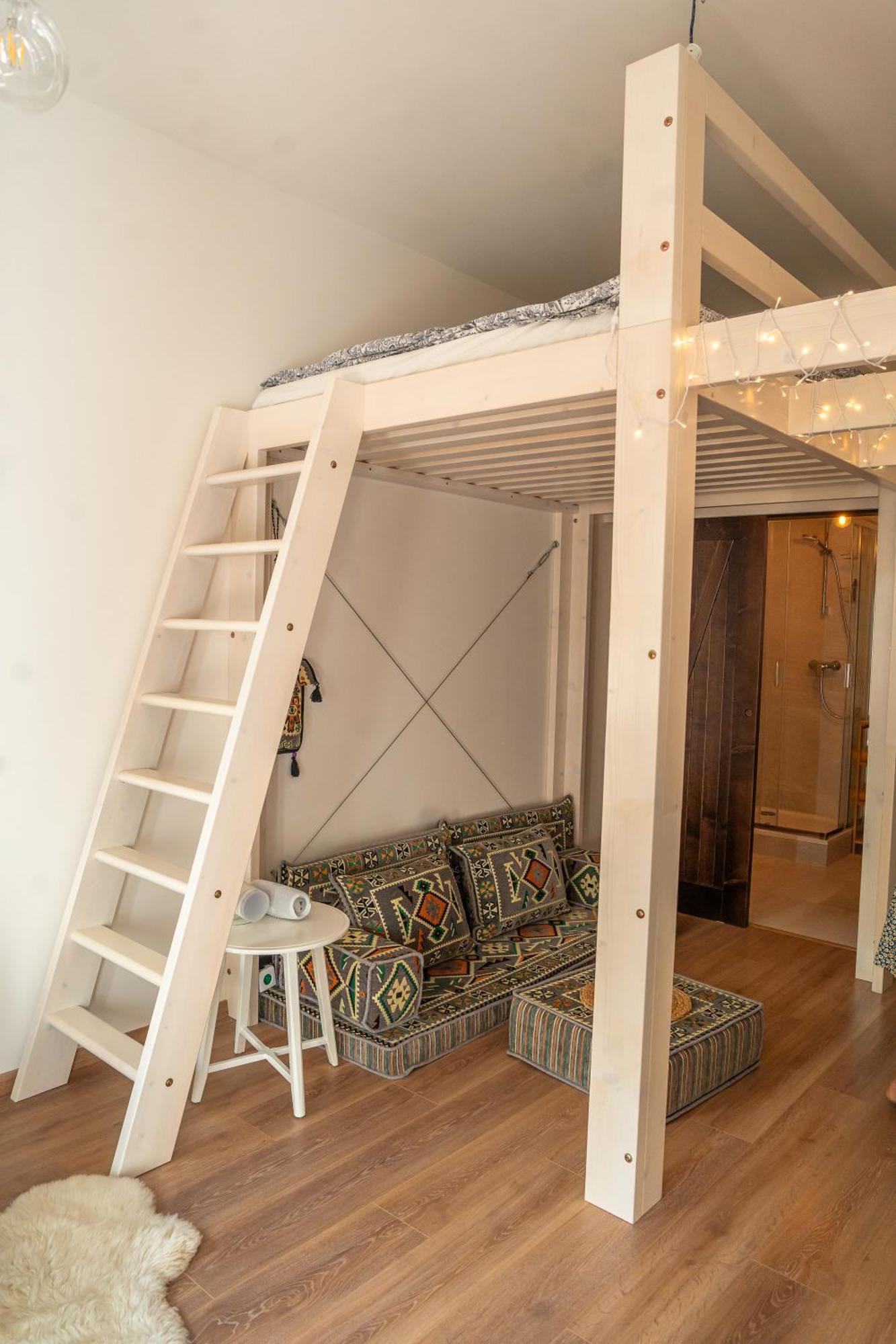 Apartman Spaleny Mlyn Lisnice Eksteriør billede