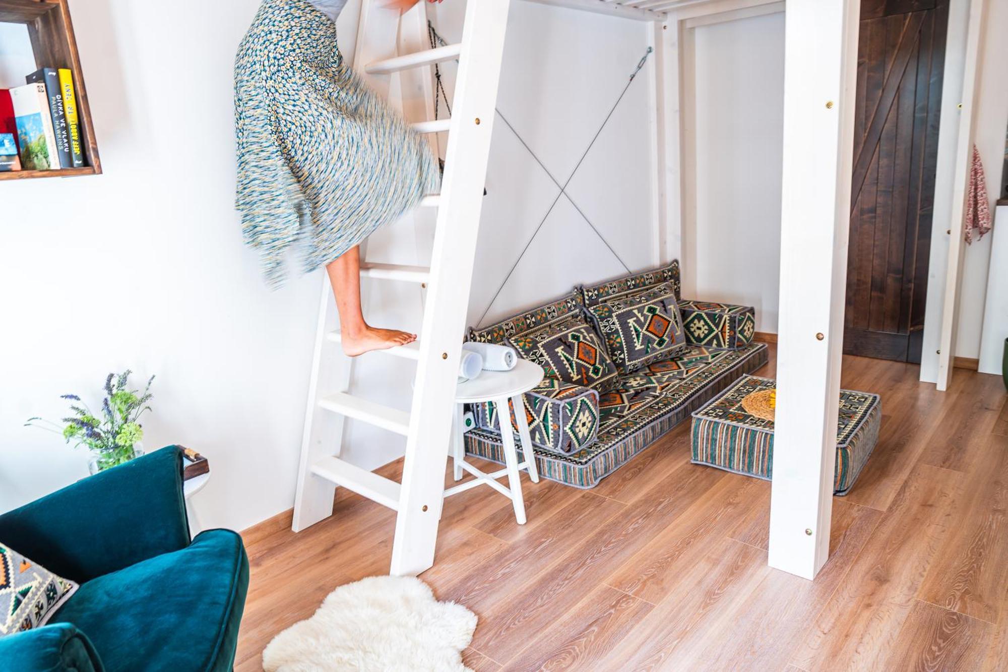 Apartman Spaleny Mlyn Lisnice Eksteriør billede